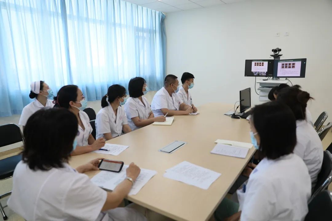 全省首家！中國醫(yī)科大學(xué)附屬第一醫(yī)院專家來“查房”，家門口享國內(nèi)優(yōu)質(zhì)醫(yī)療資源！(圖4)